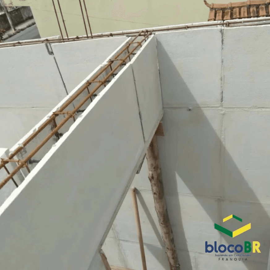 Losa superior con armadura sobre paredes de bloque BLOCOBR